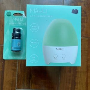 New In Box MAHLI Aroma Diffuser w/ Essential Oil